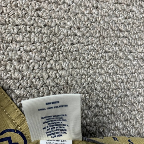 Magellan Outdoors Mens Shorts Size‎ 40 Yellow Fishing Outdoor Cargo Pockets - Picture 9 of 10